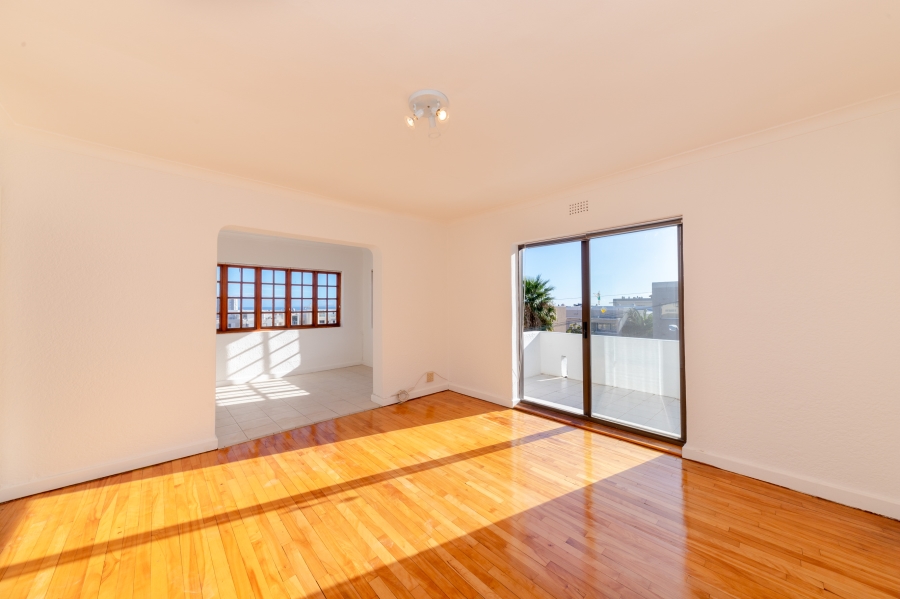 To Let 2 Bedroom Property for Rent in Sea Point Western Cape